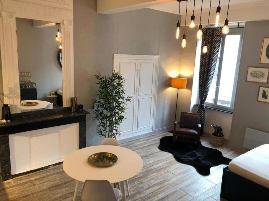 Studio Au Pied De La Cite 카르카손 외부 사진
